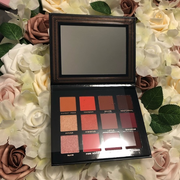 ACE BEAUTE EYESHADOW PALETTE - Picture 3 of 3